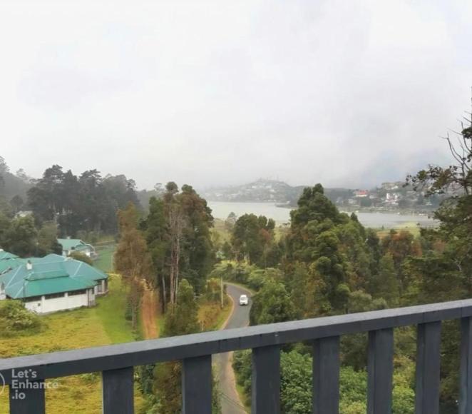 Nuwaraeliya Penthouse Apartment With Pool & Panaromic Views นูวาราเอลิยา ภายนอก รูปภาพ